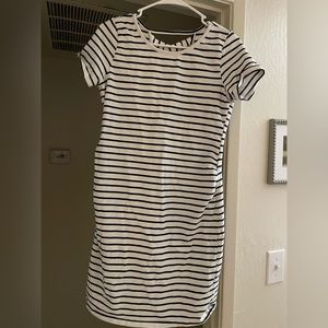 Small maternity dress